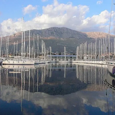 Διαμέρισμα Marina *