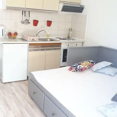 Marina Apartment *